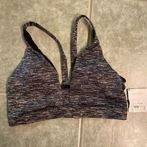 Nwt Victoria’s Secret vsx sport bra size medium